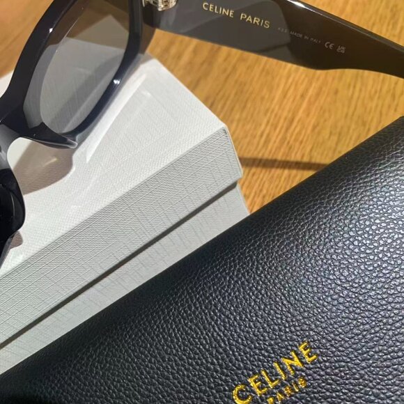 CELINE Rectangle Black Sunglasses - Picture 4 of 9